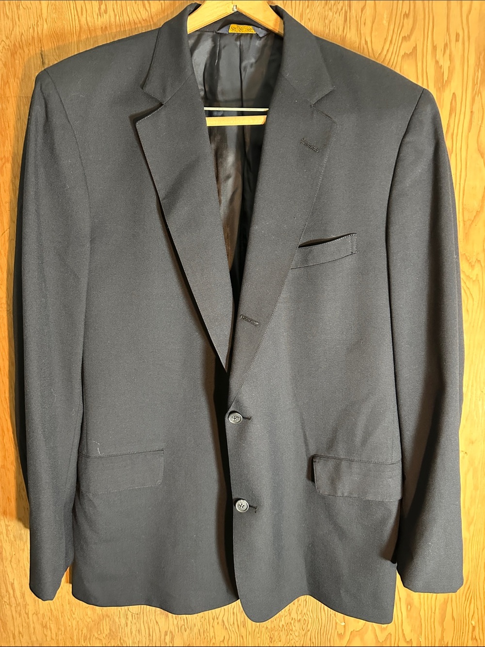Brooks Brothers Men's Black Two-Button Sport Coat